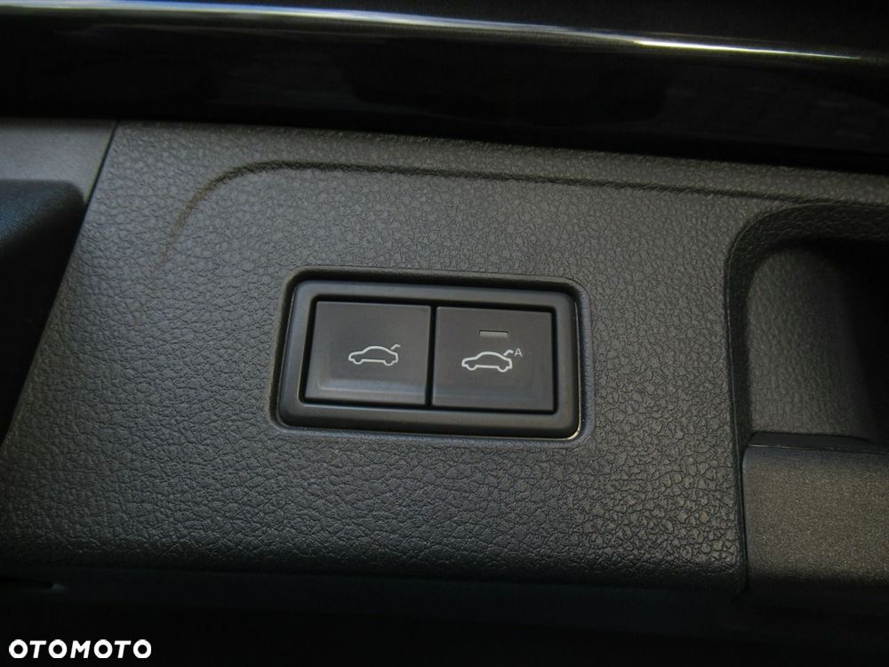 Volkswagen Passat 2.0 TDI EVO Business DSG - 37
