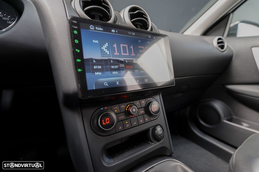 Nissan Qashqai 1.6 dCi N-Connecta - 14