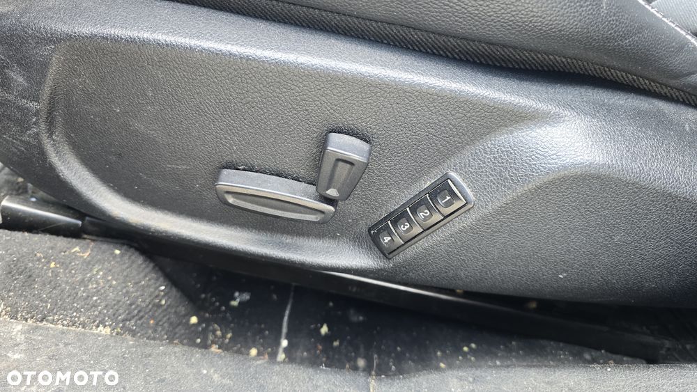 Ford Mondeo - 23