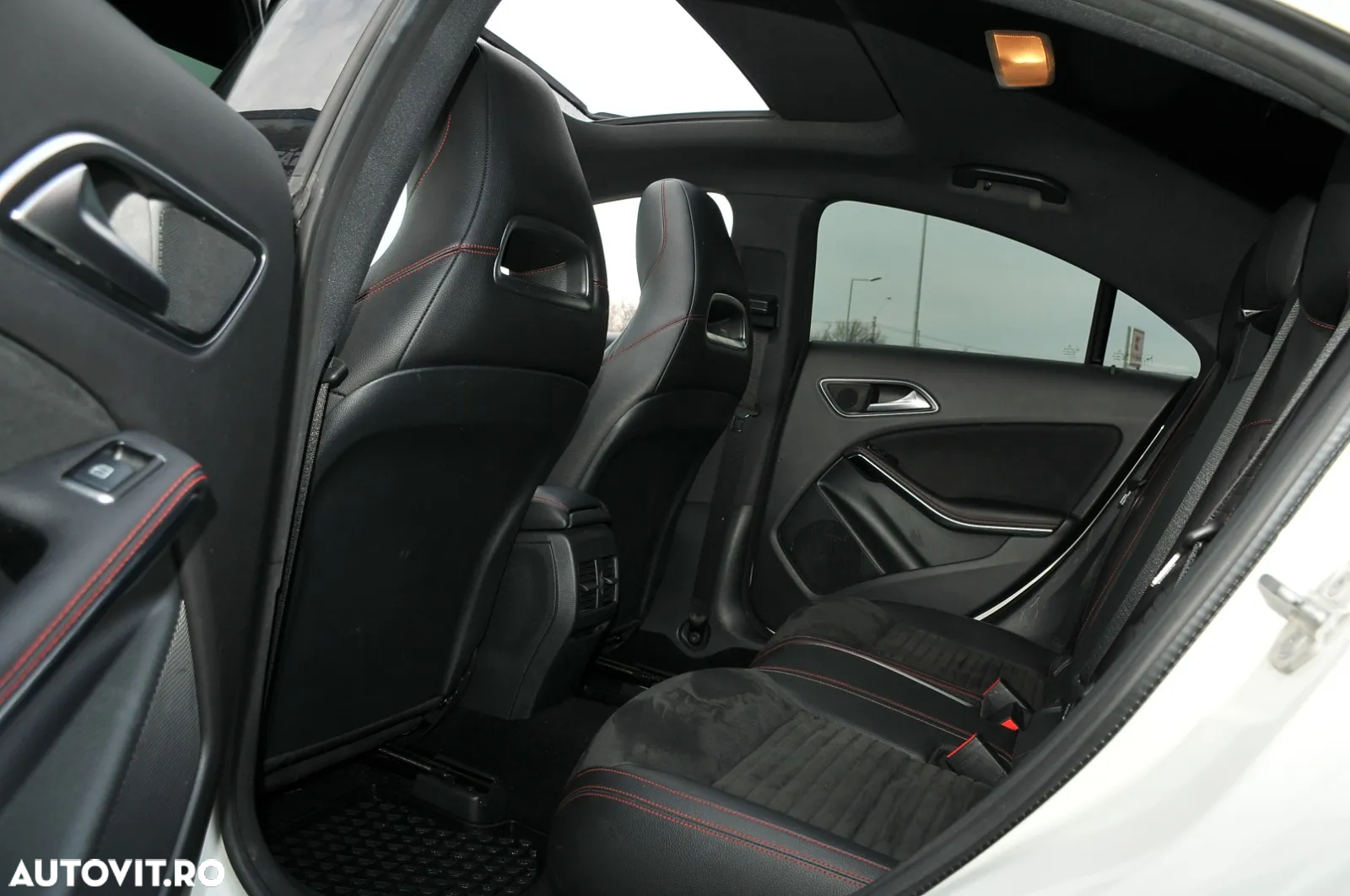 Mercedes-Benz CLA 220 d 4MATIC Aut. - 19