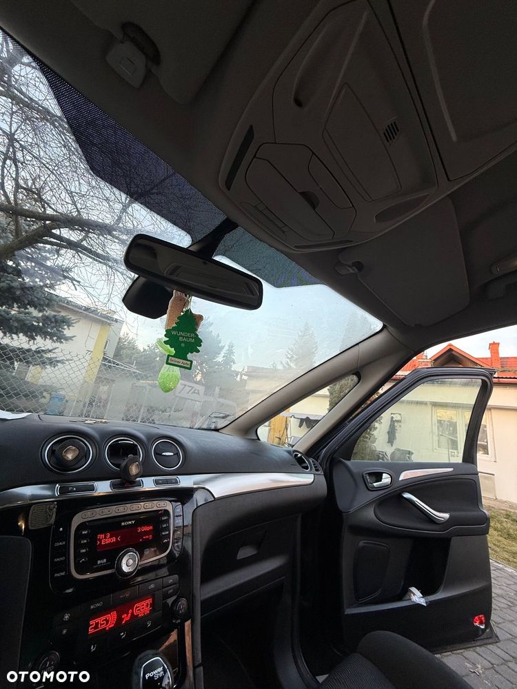 Ford S-Max - 10