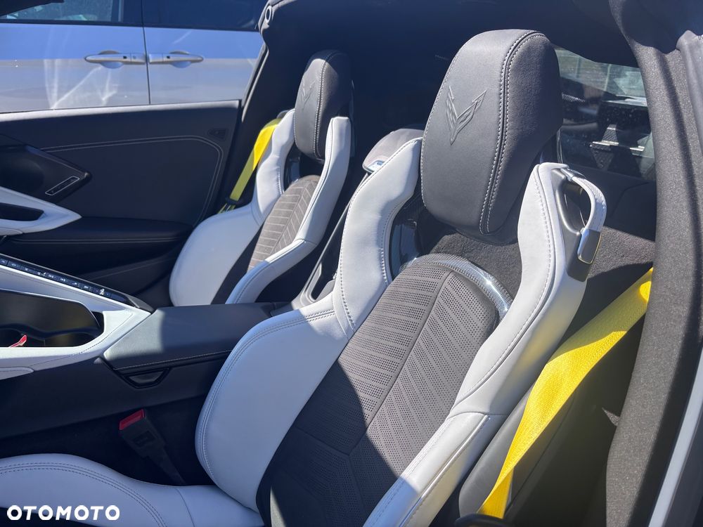 Chevrolet Corvette Stingray 2LT 6.2 V8 Automatik - 15