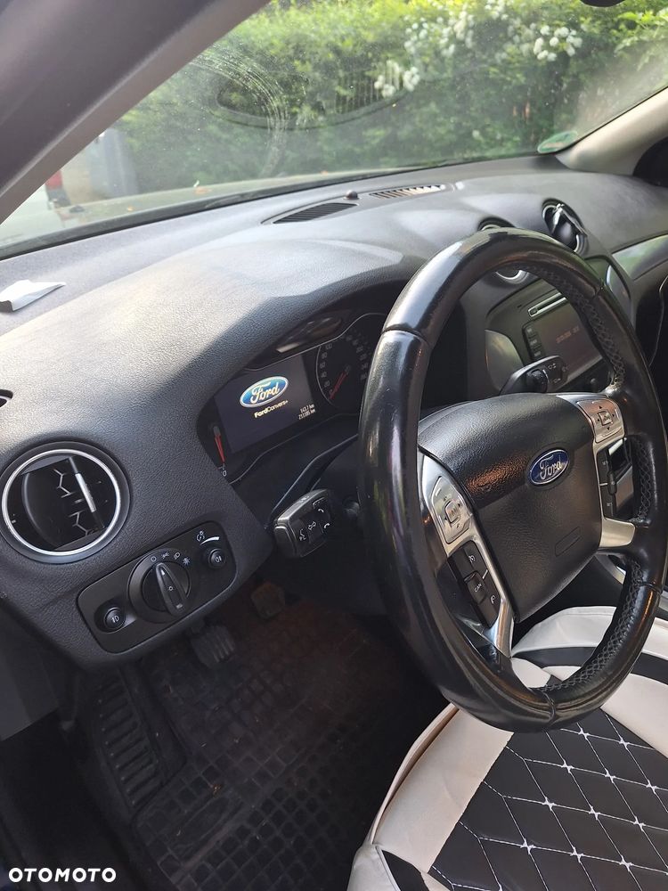 Ford Mondeo 2.0 TDCi Titanium - 12