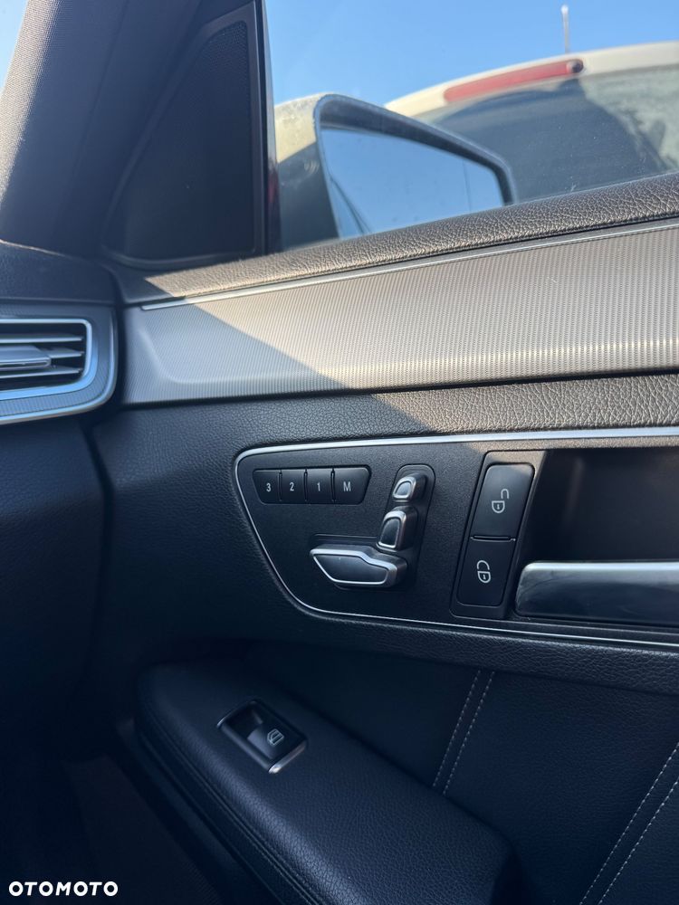Mercedes-Benz Klasa E 220 CDI 7G-TRONIC Elegance - 14
