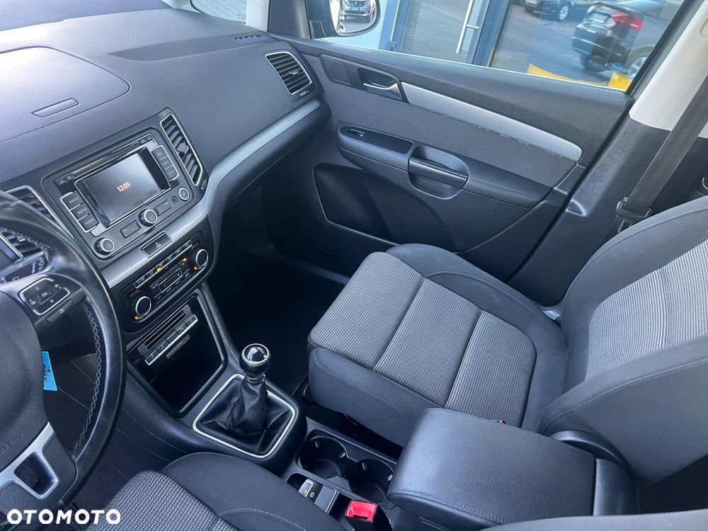 Volkswagen Sharan 2.0 TDI Comfortline - 10