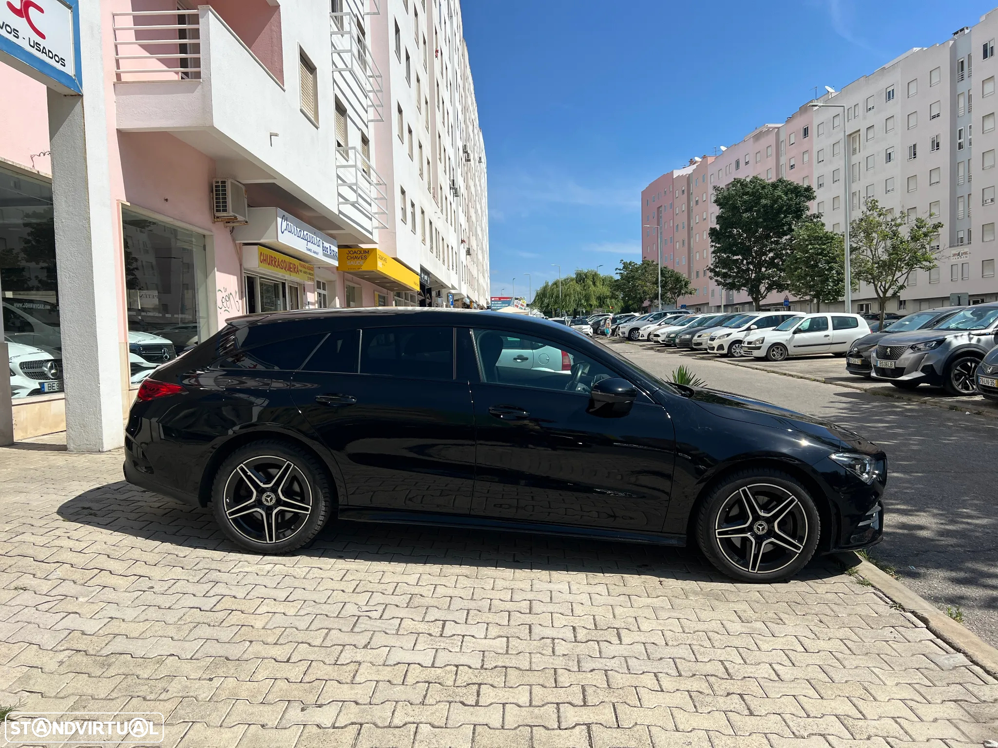 Mercedes-Benz CLA 250 e Shooting Brake AMG Line - 3