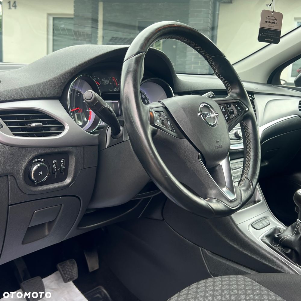 Opel Astra 1.4 Turbo Dynamic - 22