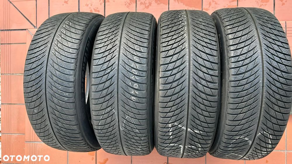 Michelin Pilot Alpin 5 SUV 235/55R19 105V - 2
