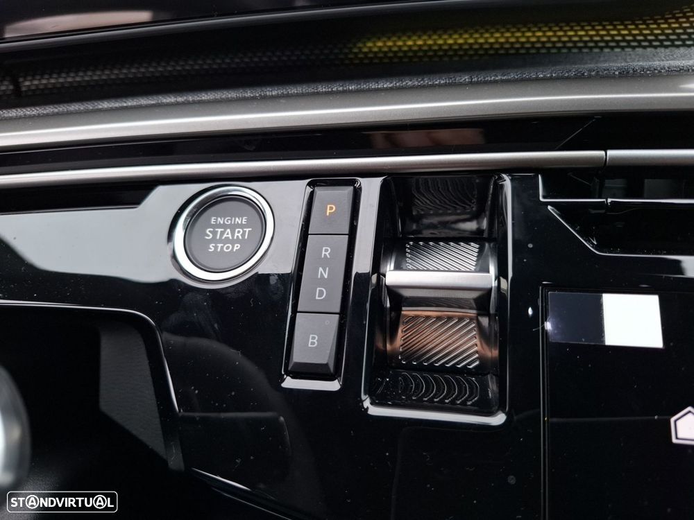 Peugeot 3008 1.6 Plug-in Hybrid GT e-DCS7 - 17