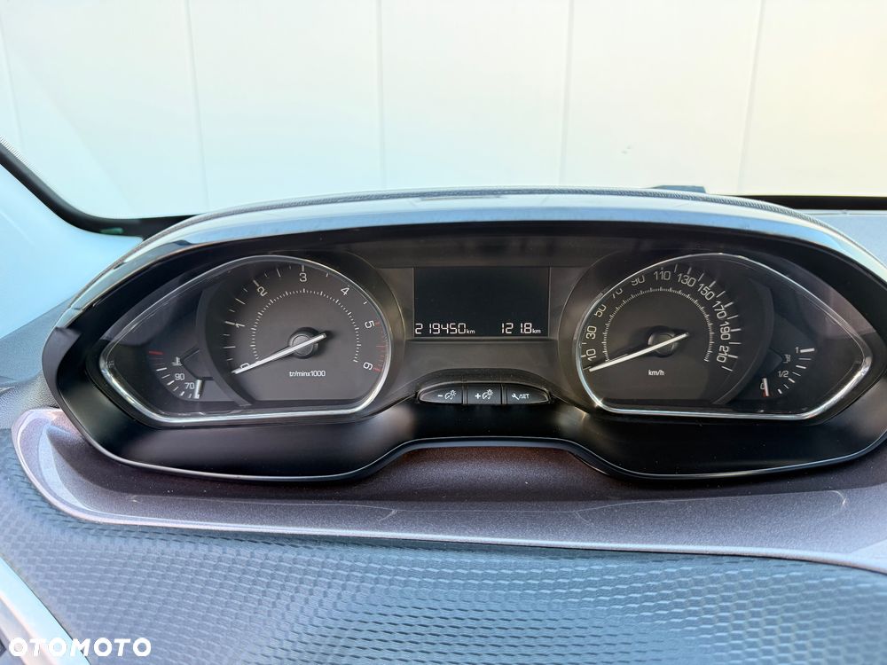 Peugeot 2008 1.4 HDi Active - 22