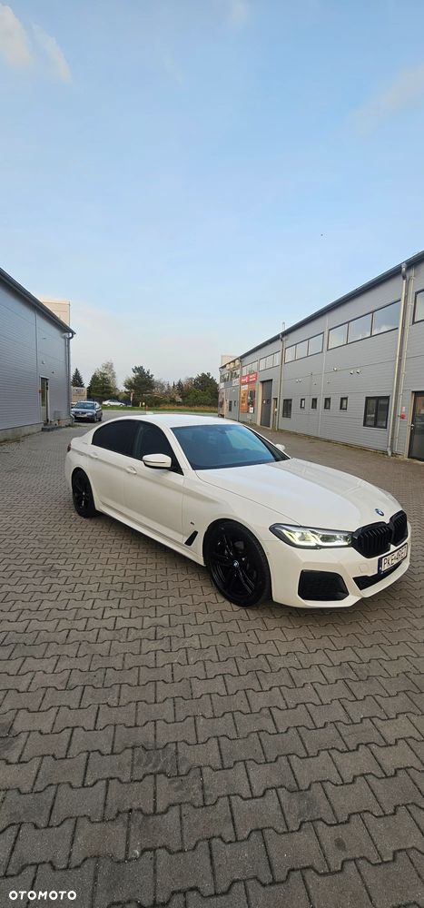 BMW Seria 5 520d xDrive Sport Line sport - 9