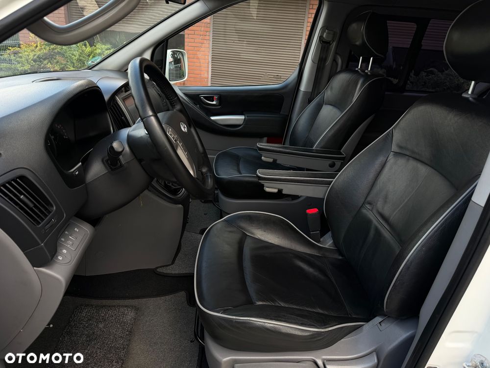 Hyundai H-1 Cargo teilverglast HK - 25