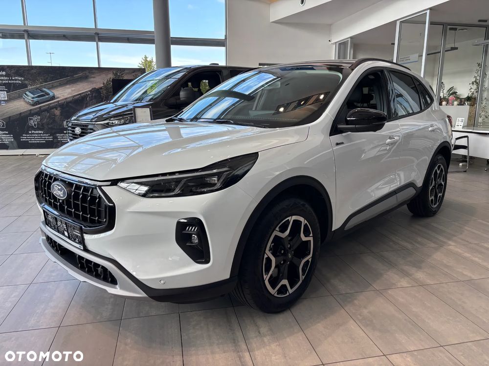 Ford Kuga - 1