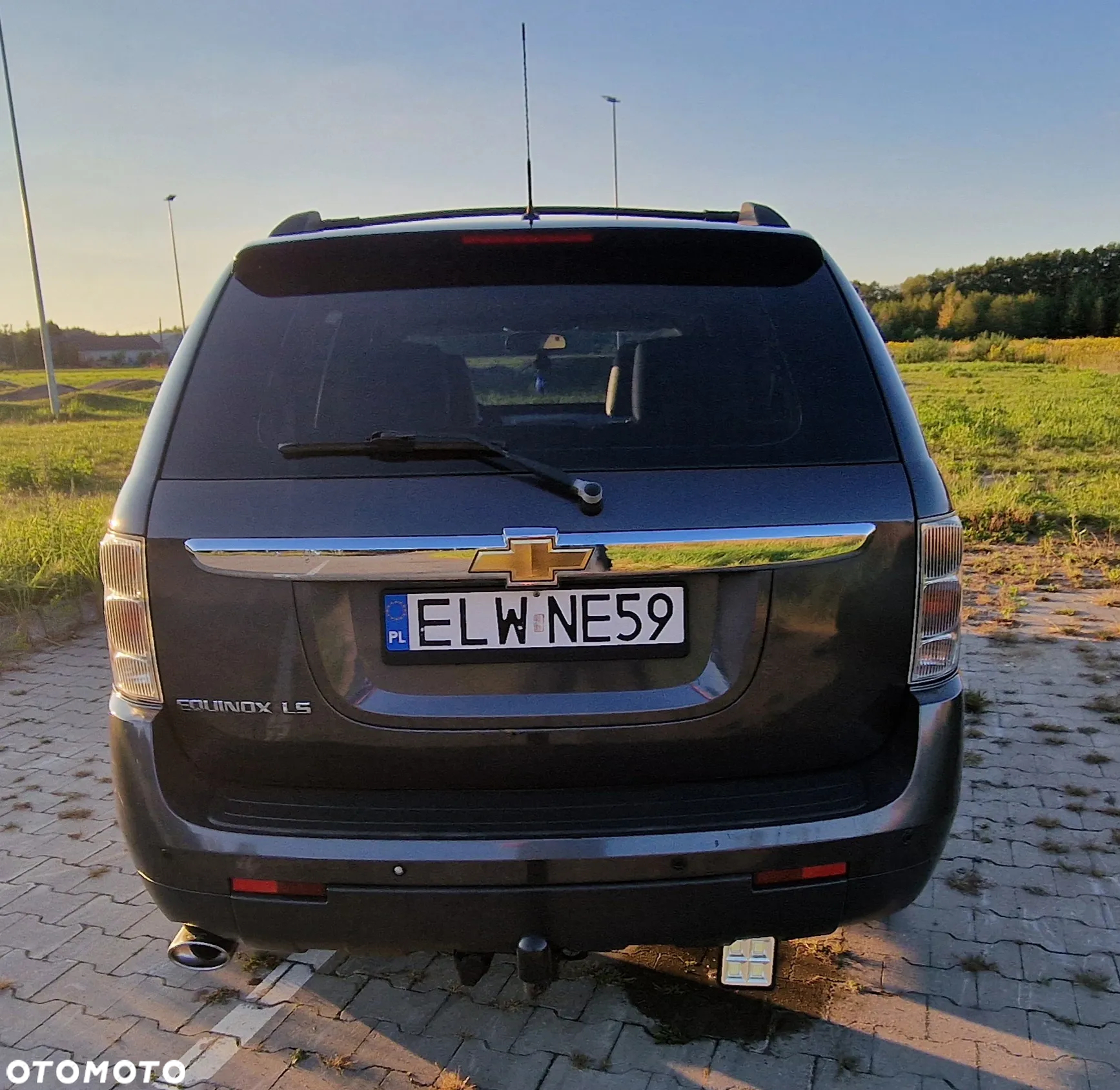 Chevrolet Equinox 3.4 V6 LS - 16