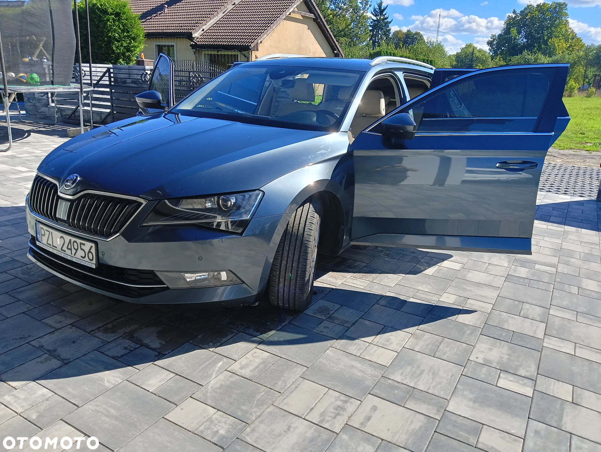 Skoda Superb 2.0 TDI Style DSG - 3