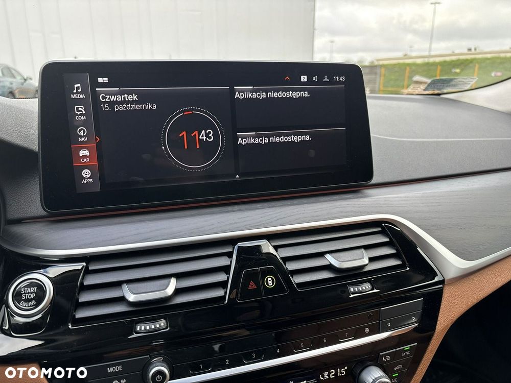 BMW Seria 5 520d mHEV sport - 24