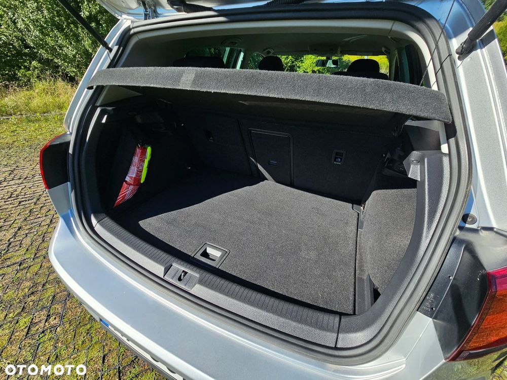 Volkswagen Golf - 9