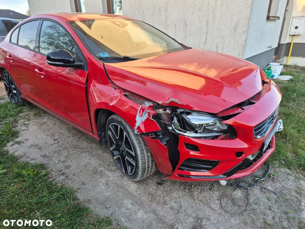 Volvo S60 T5 Geartronic RDesign - 2