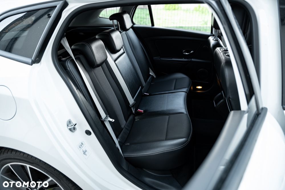 Renault Megane ENERGY TCe 115 Start & Stop Bose Edition - 21