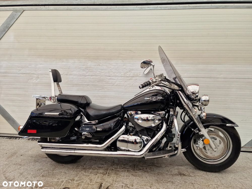 Suzuki Intruder - 18