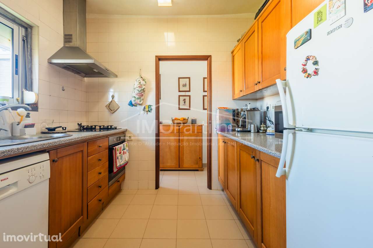 Moradia Dividida em 3 Apartamentos Caparide - São Domingos de Rana - Grande imagem: 3/25