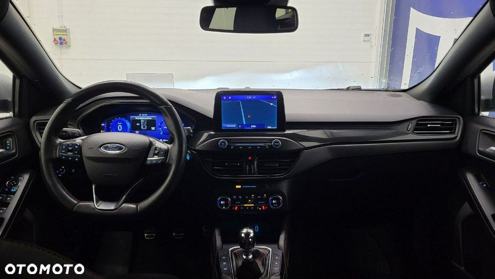 Ford Focus - 16