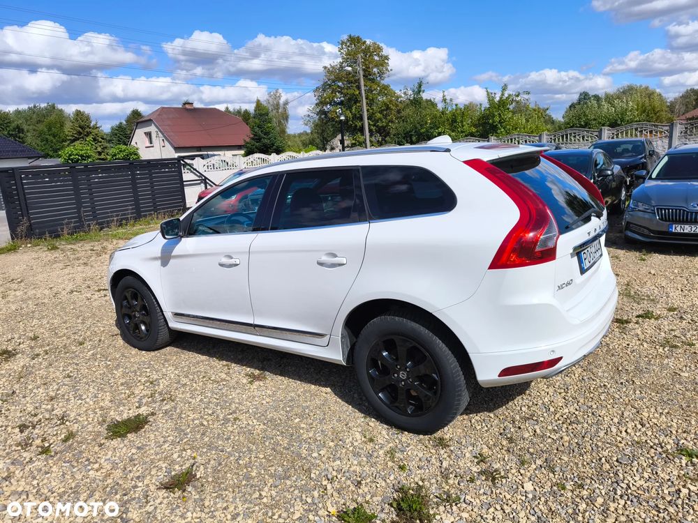 Volvo XC 60 - 4