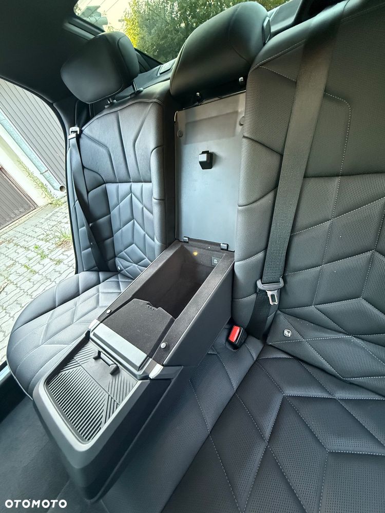 BMW Seria 7 - 30