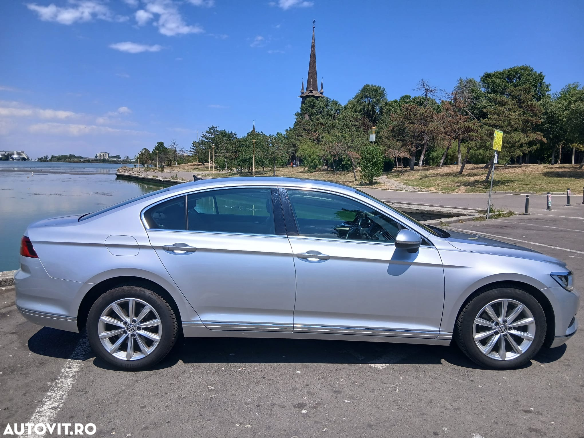 Volkswagen Passat 2.0 TDI DSG Highline - 7