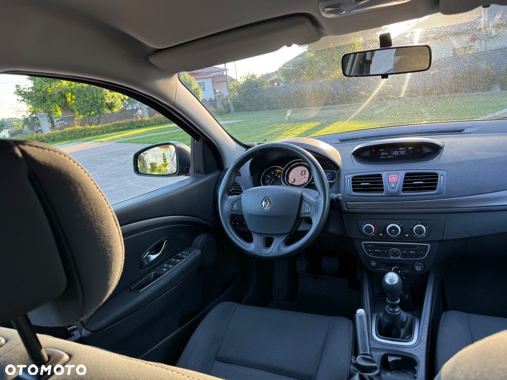 Renault Megane 1.5 dCi Dynamique - 7