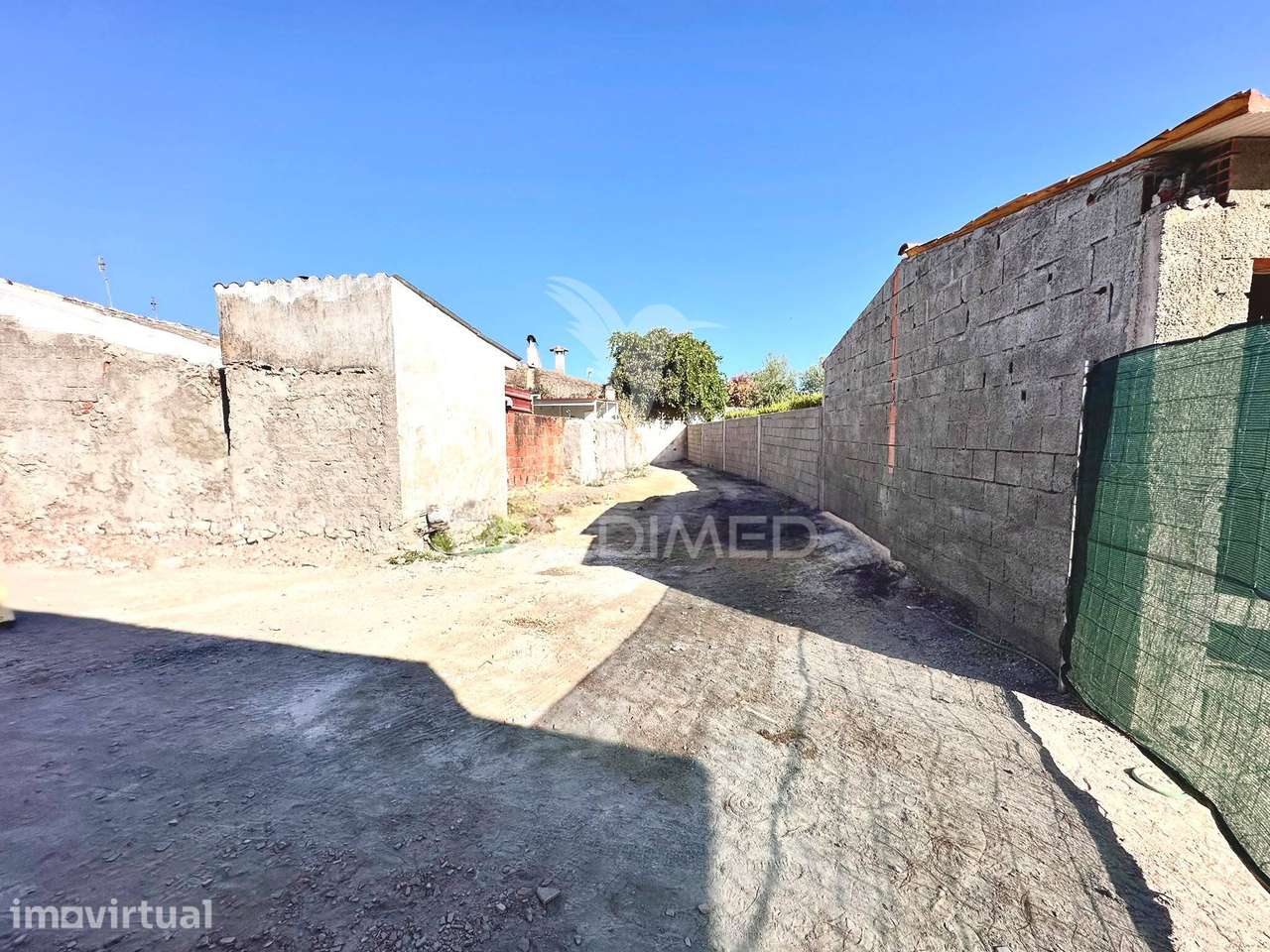 TERRENO URBANO COM PROJETO EM CANO (SOUSEL) – 220 m² - Grande imagem: 4/8