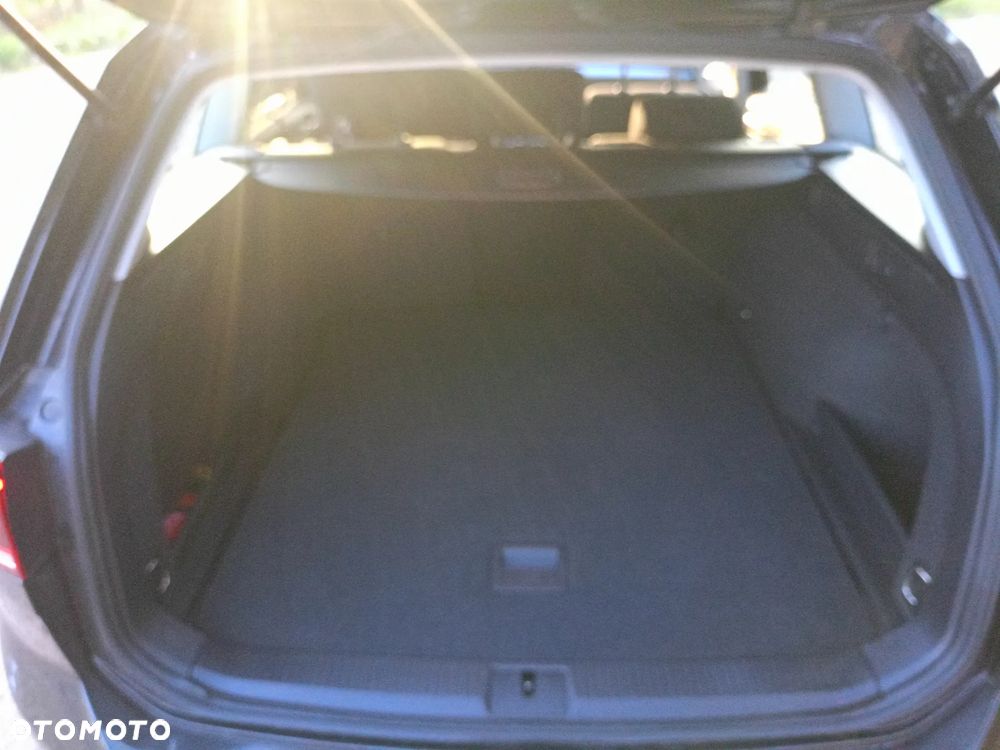 Volkswagen Passat Variant 2.0 TDI BMT Comfortline DSG - 16
