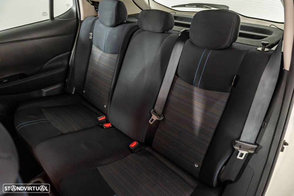Nissan Leaf N-Connecta - 11