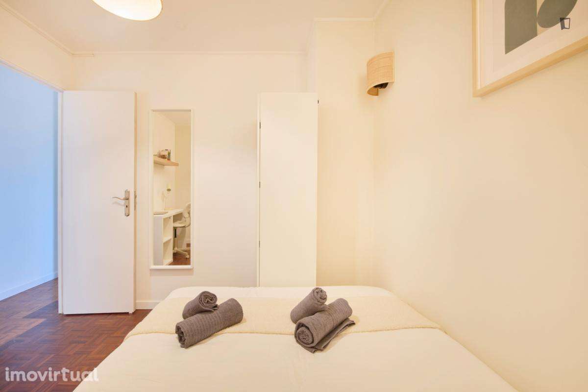 Quarto - localizado em Picoas Lisbon - Grande imagem: 5/57