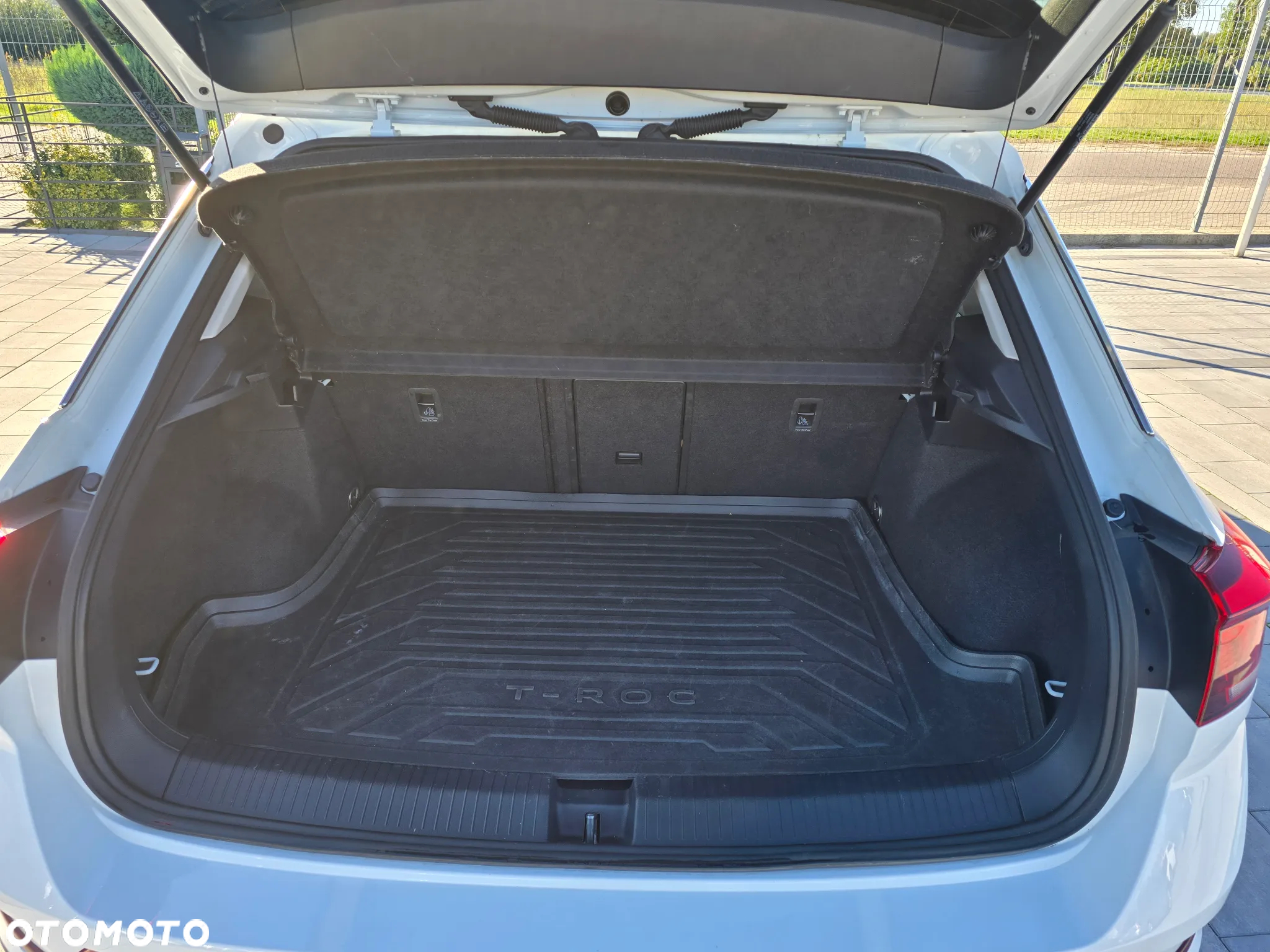 Volkswagen T-Roc 1.5 TSI Life Plus DSG - 21
