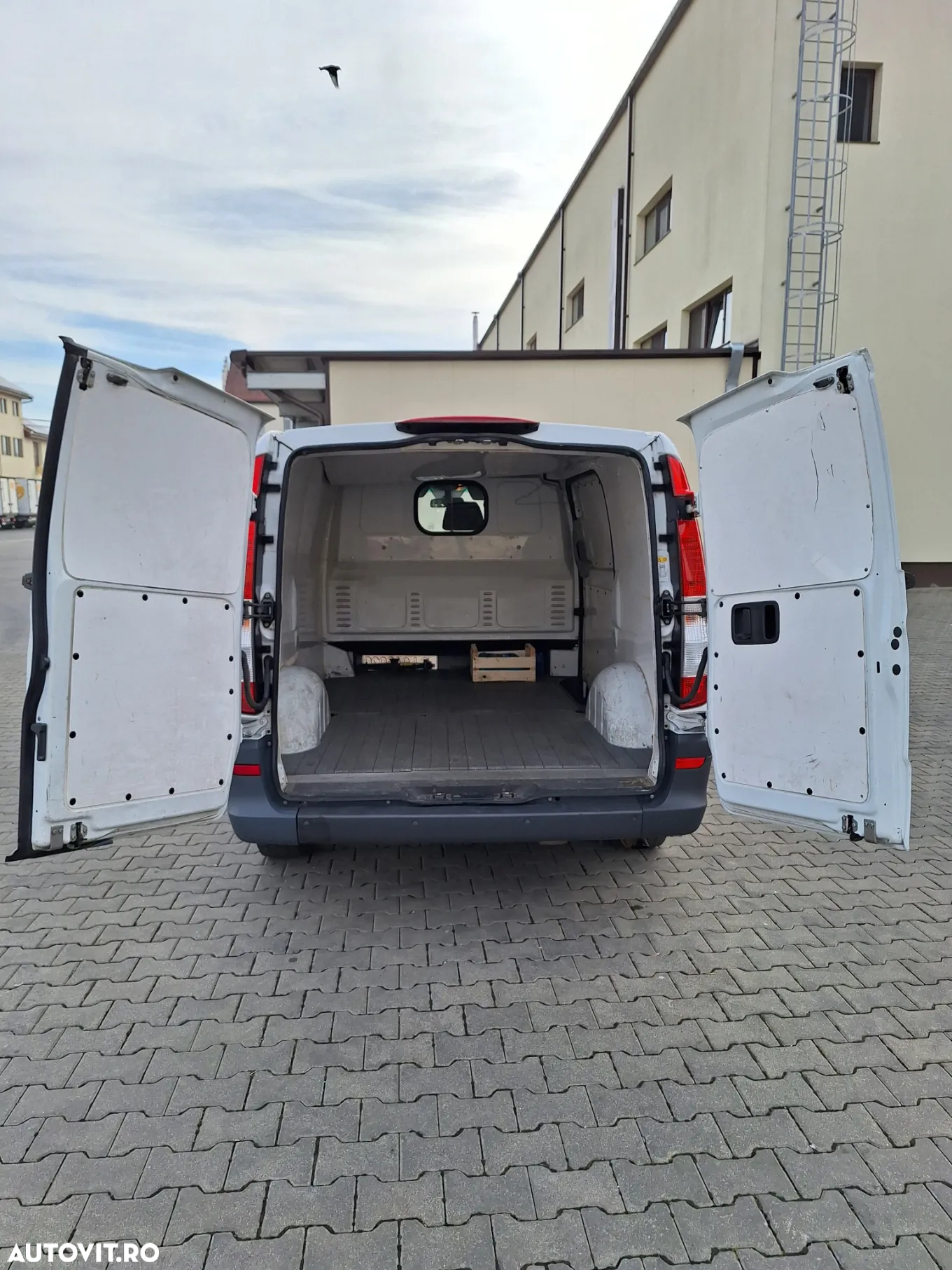Mercedes-Benz VITO - 10