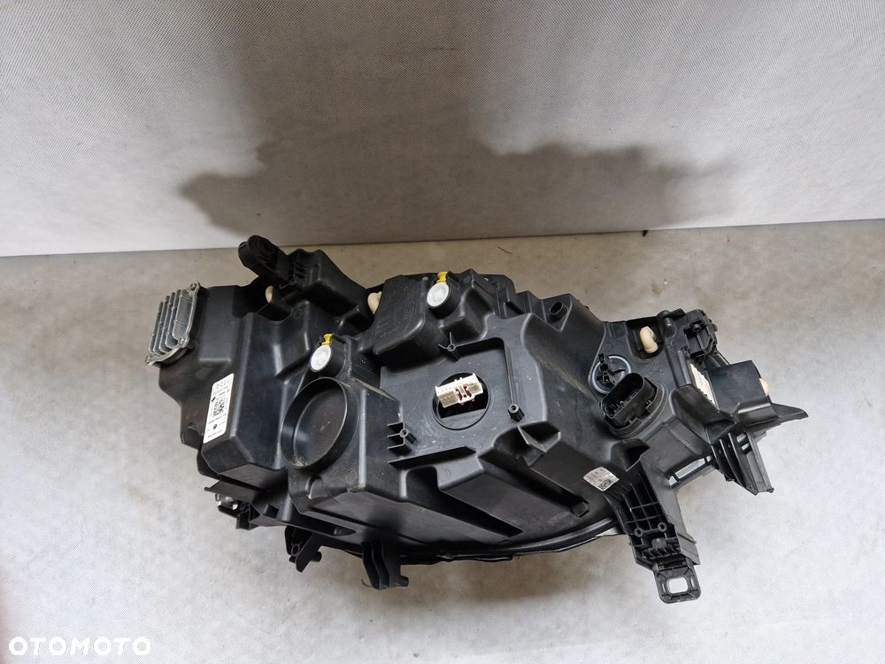 VW ID. 4 Lampa Lewa reflektor - 2