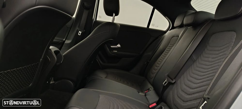 Mercedes-Benz A 250 Limousine e - 30