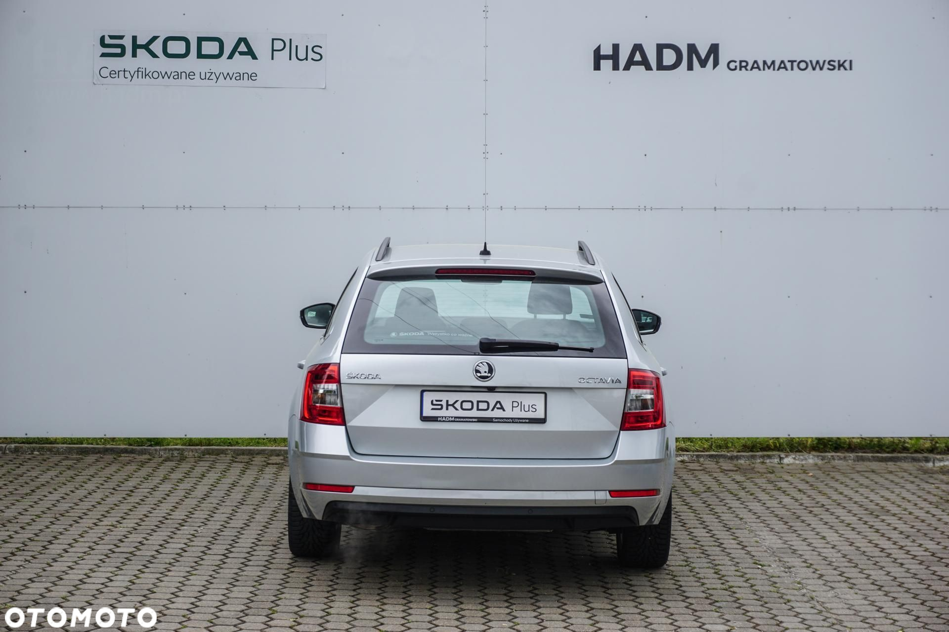 Skoda Octavia 1.5 TSI ACT Style DSG - 6