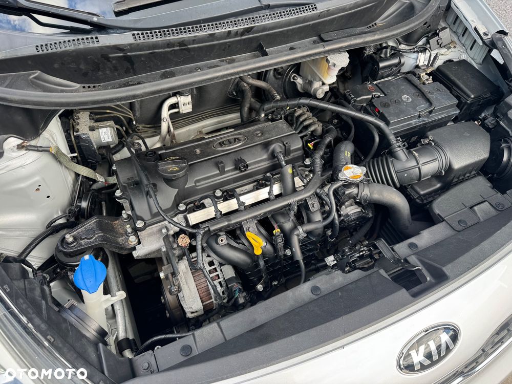 Kia Rio 1.2 Business Line - 8