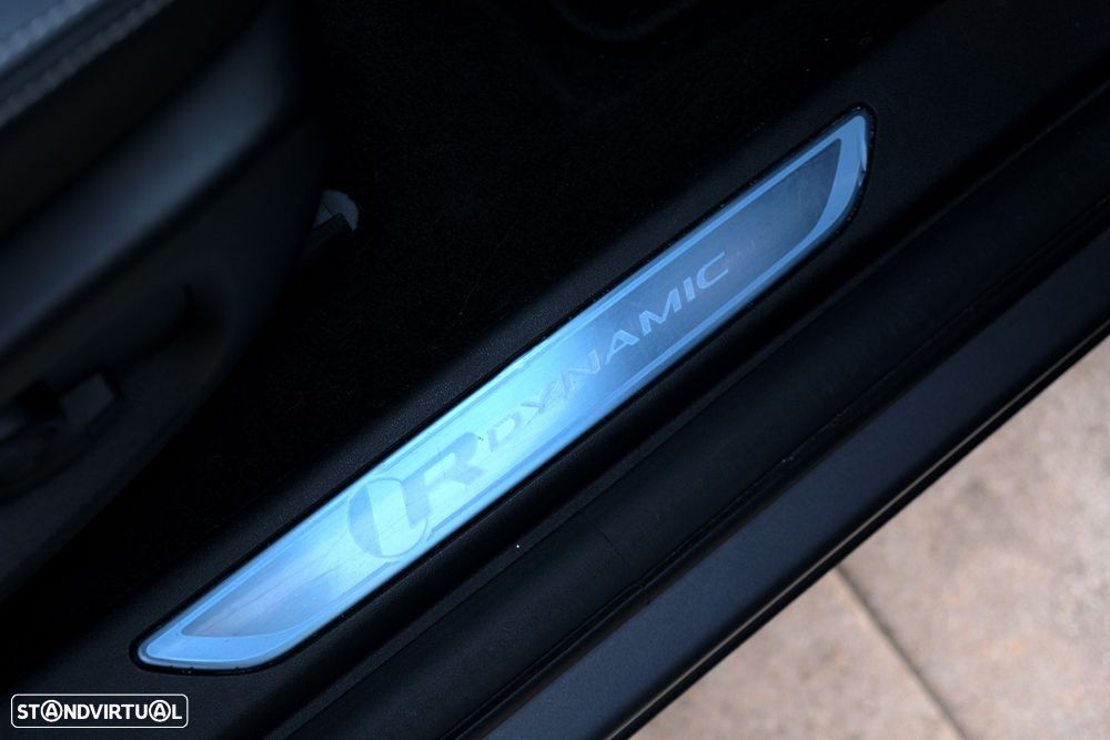 Jaguar E-Pace 1.5 P300e R-Dynamic S AWD Aut. - 49