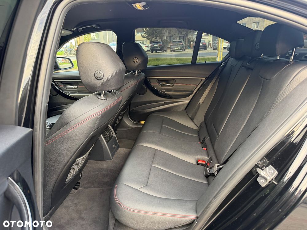 BMW Seria 3 - 31