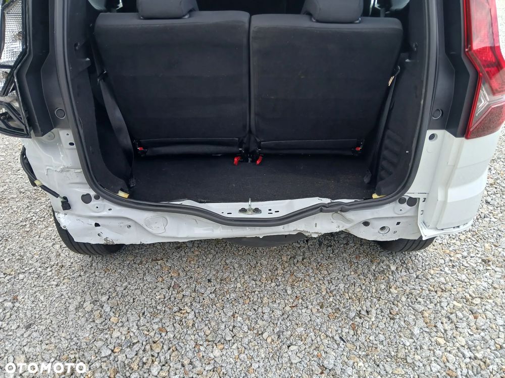 Dacia Jogger 1.0 TCe Essential 7os - 16