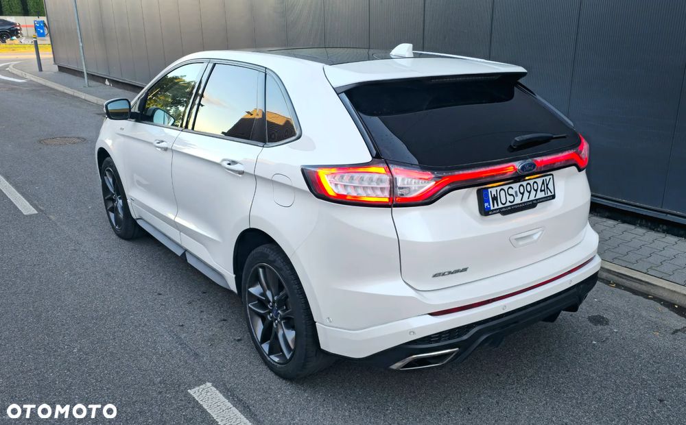 Ford Edge 2.0 TDCi Bi-Turbo 4x4 ST-LINE - 4