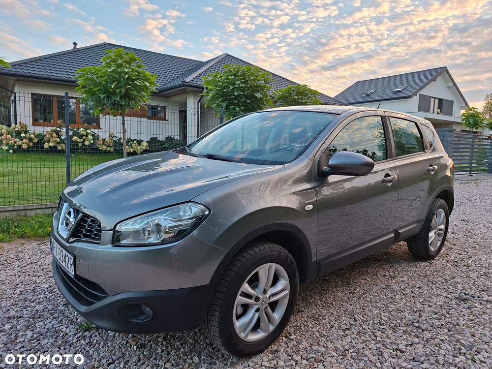 Nissan Qashqai - 1