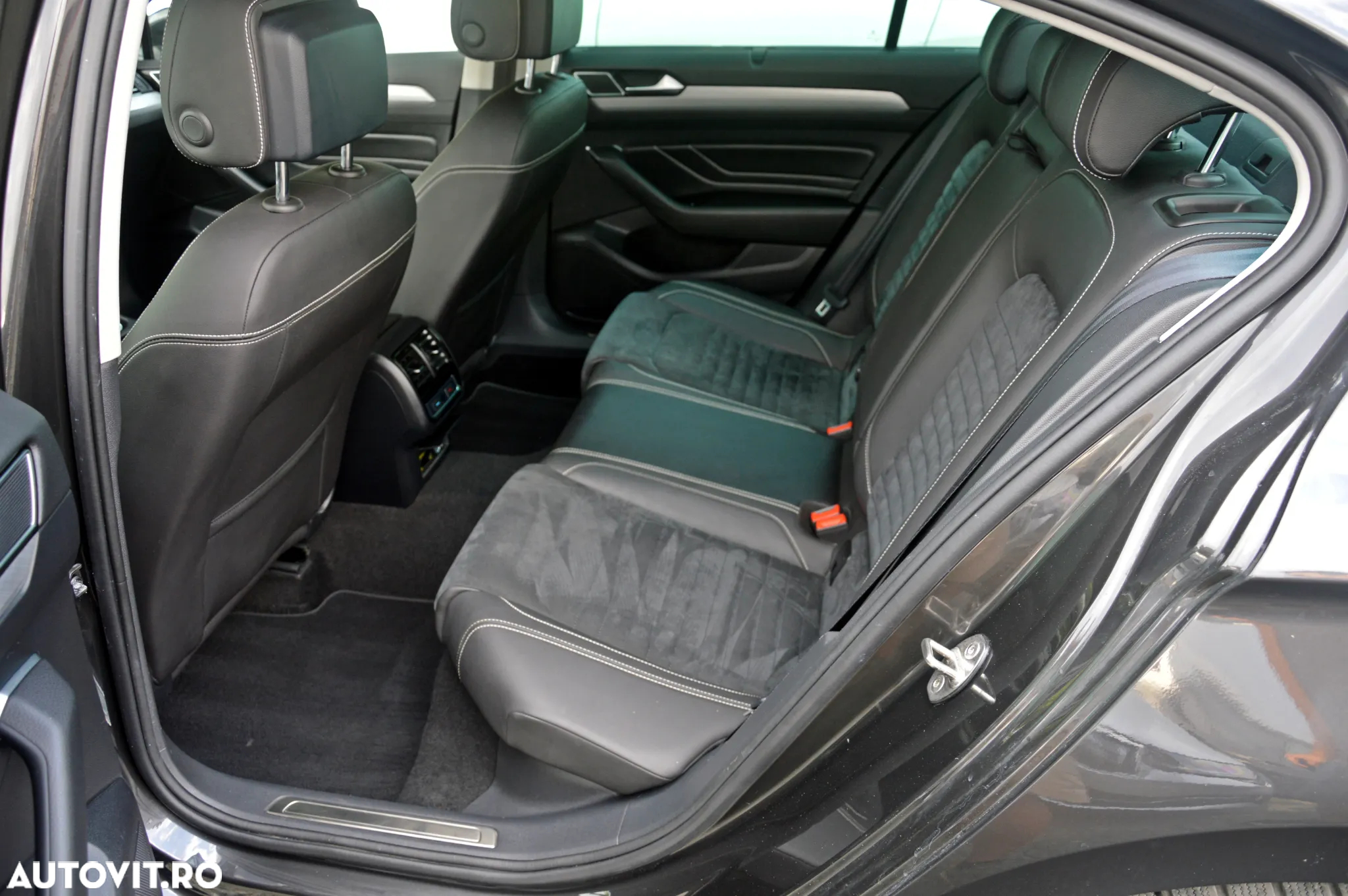 Volkswagen Passat 1.4 TSI Plug-In-Hybrid DSG GTE - 7
