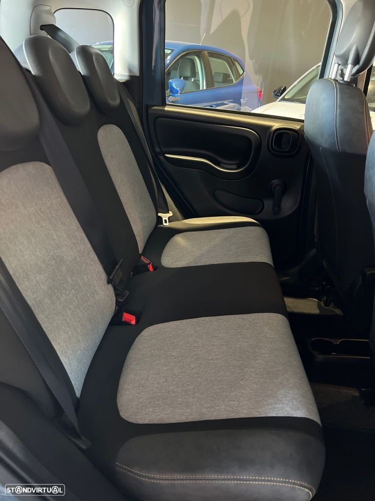 Fiat Panda 1.0 Hybrid Cross - 28