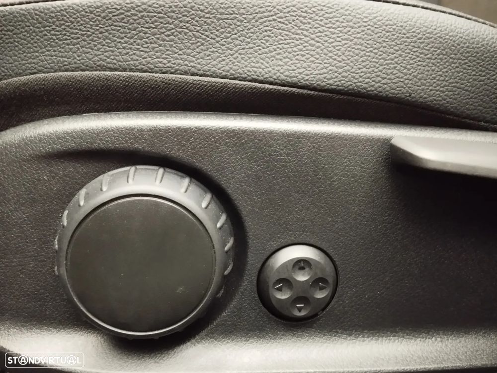 Mercedes-Benz A 180 d 8G-DCT AMG Line - 18