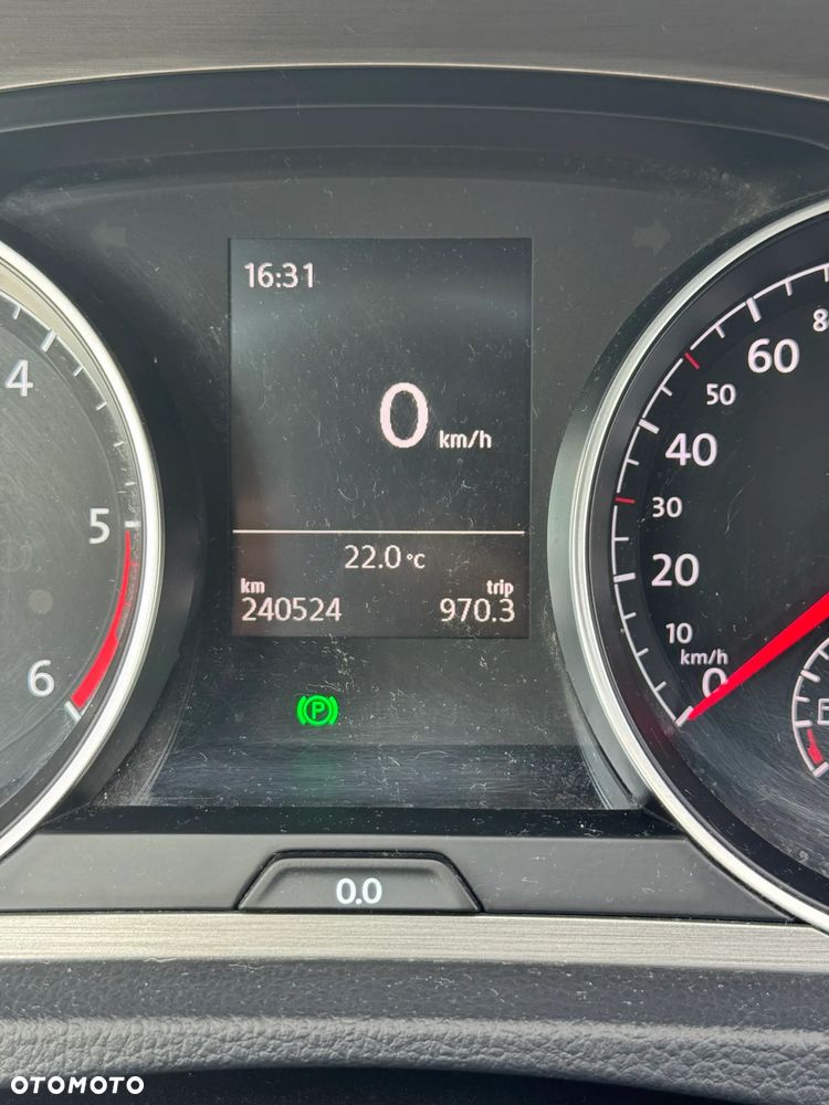 Volkswagen Golf - 10