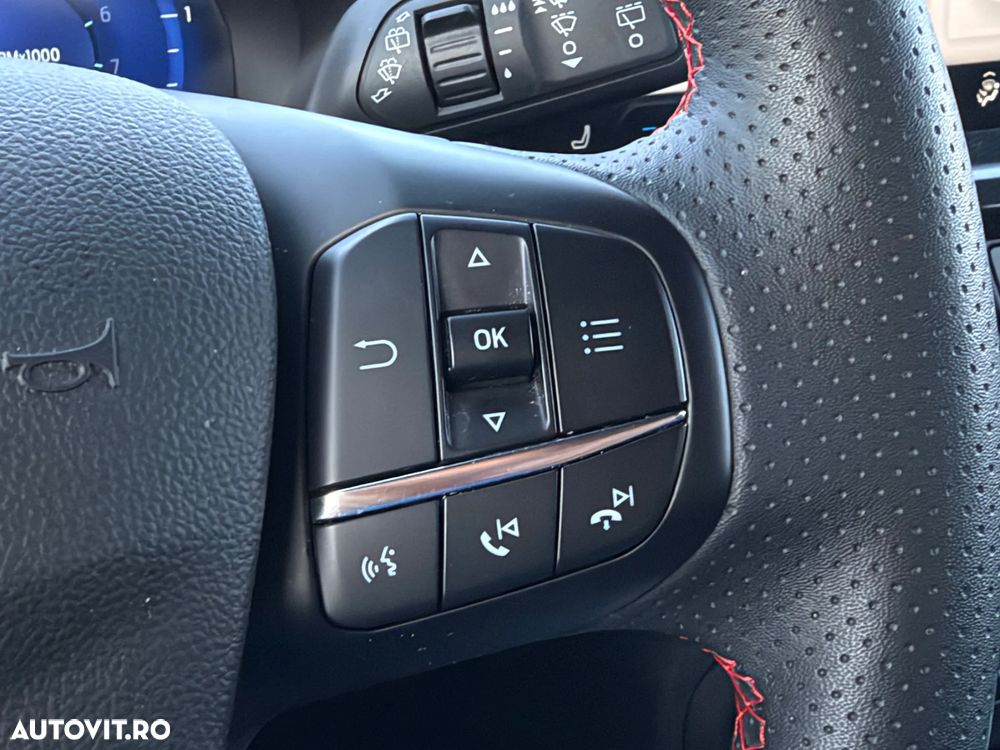 Ford Focus 1.0 EcoBoost Hybrid Aut. ST-LINE - 17